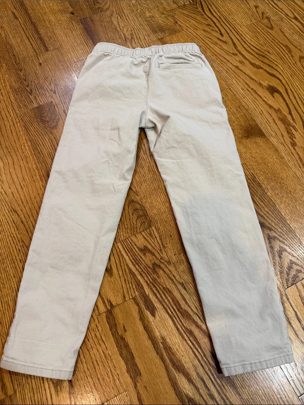 Boy’s Old Navy Slim Taper Joggers/Pants. Size 8.
