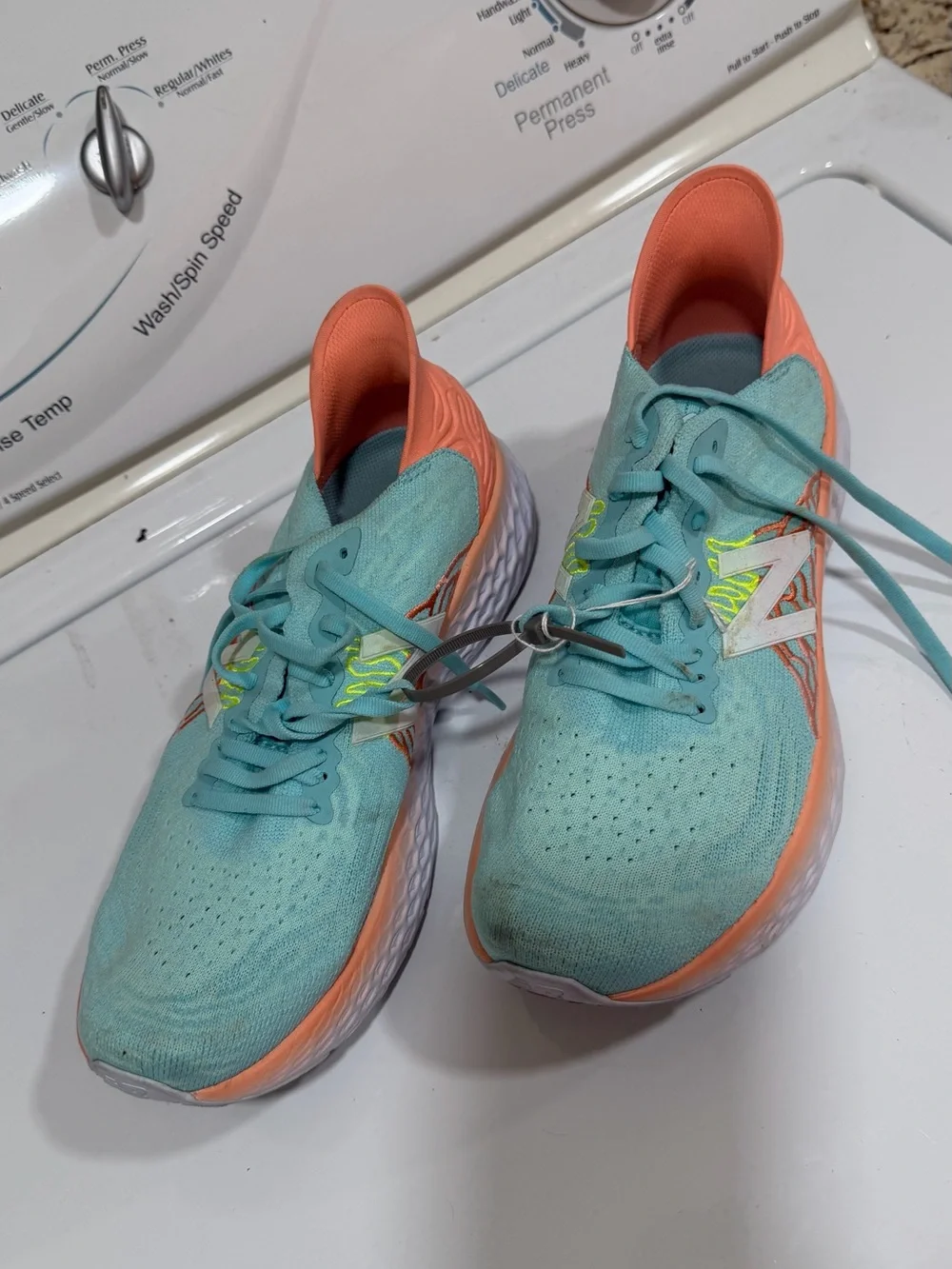 New Balance lightweight mint