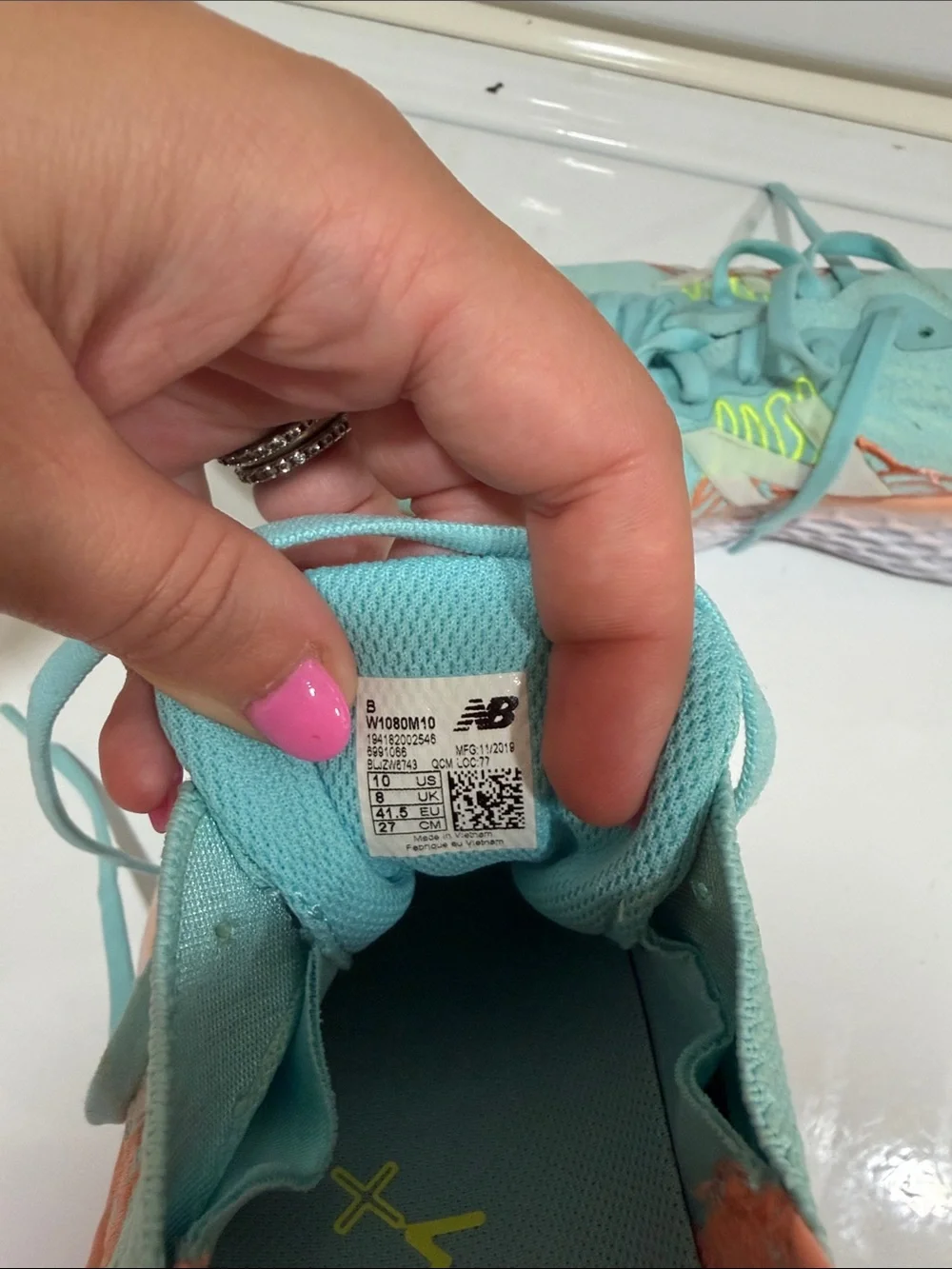 New Balance lightweight mint