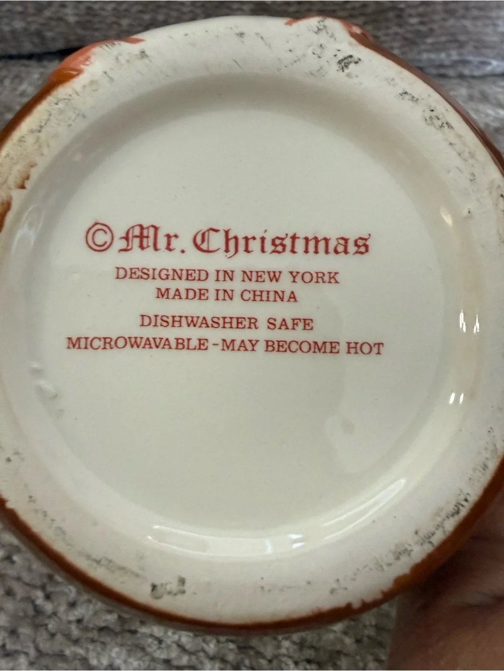Mr. Christmas Ceramic Gingerbread House Mug With Candy Cane Handle And Lid 23 Oz