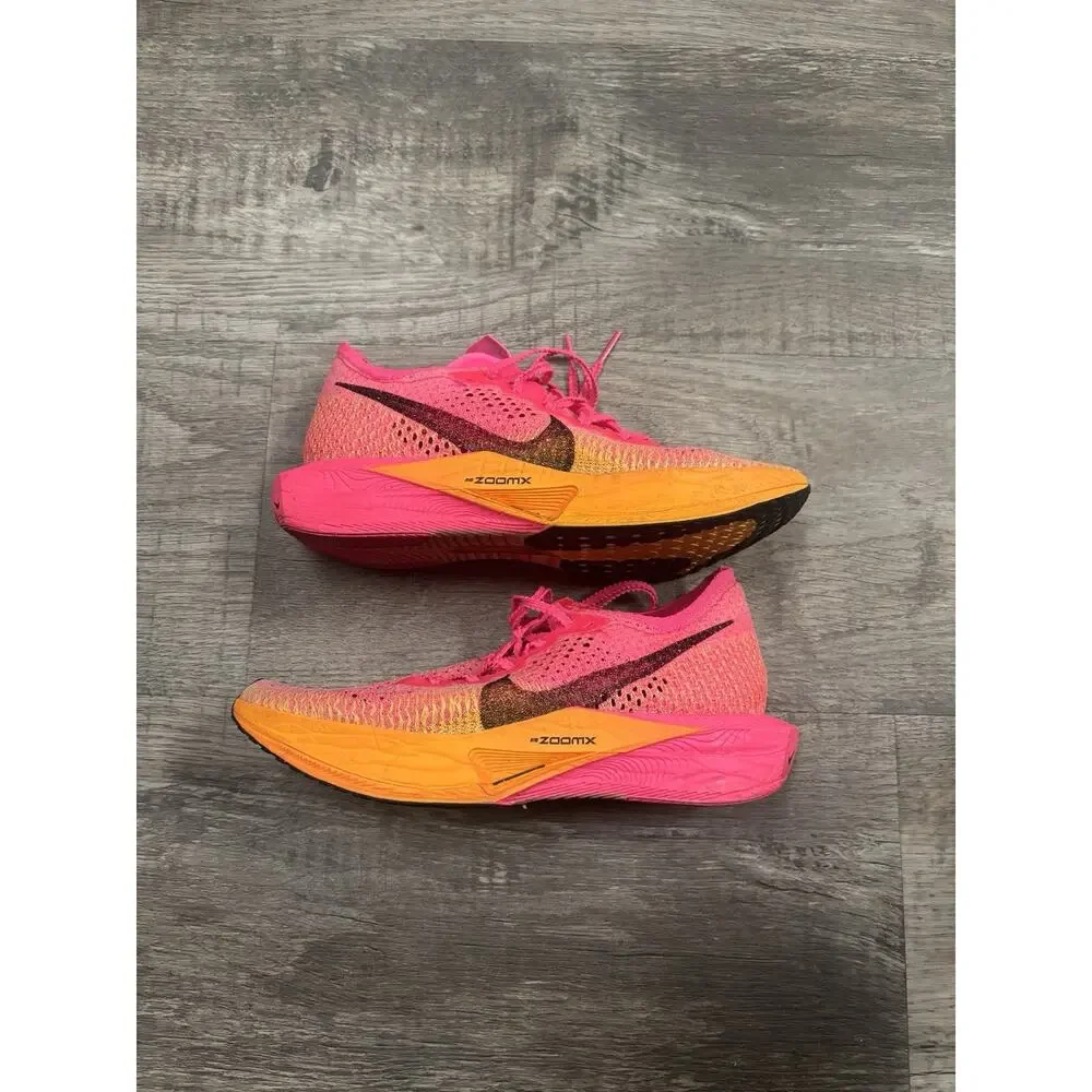 Nike size zoomx