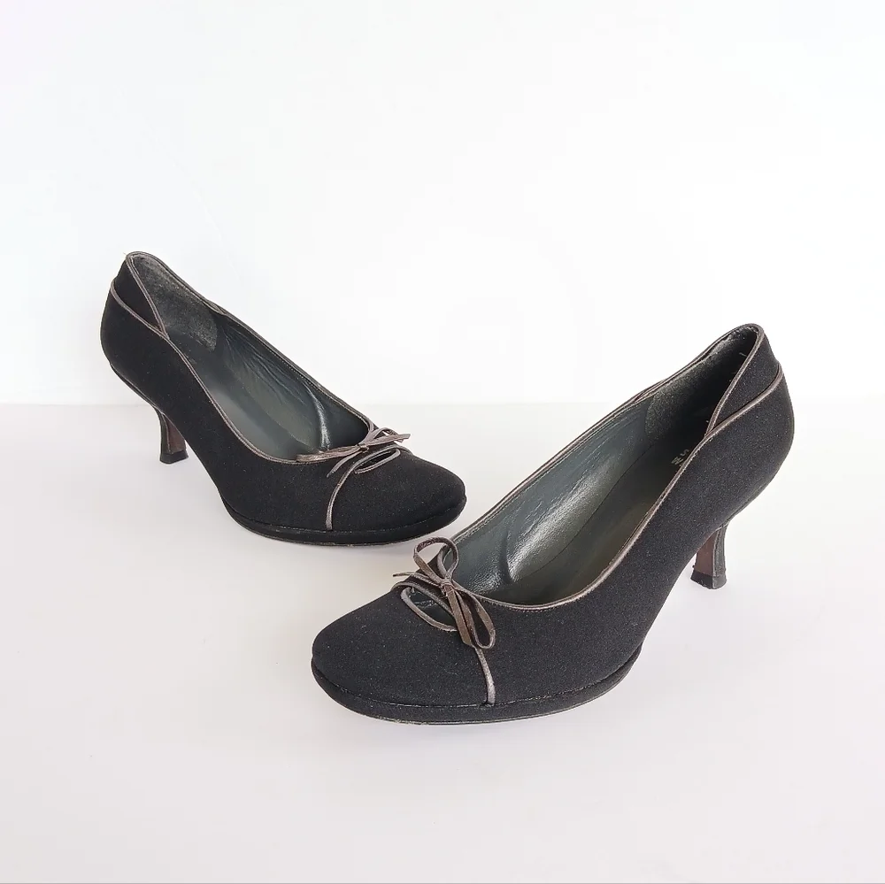 Stuart Weitzman Kitten Heel Pumps Black With Bow