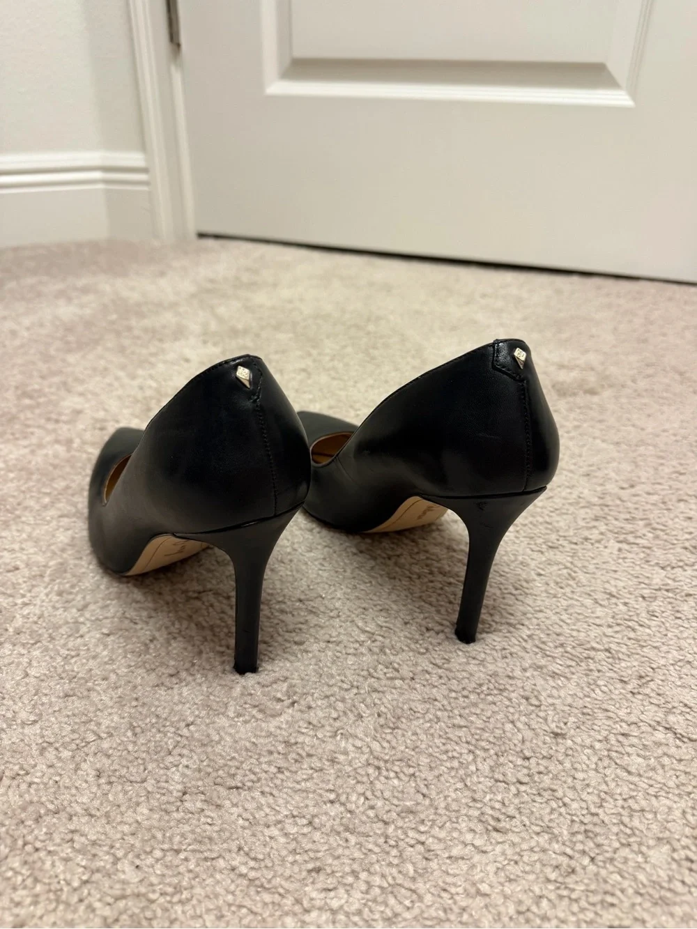 Sam Edelman Black Pointed Leather Heels