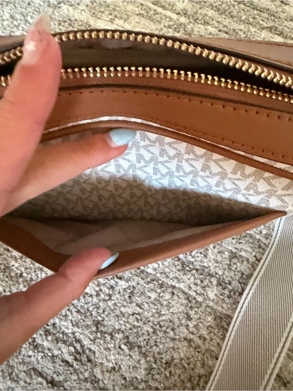 Michael Kors compact michael