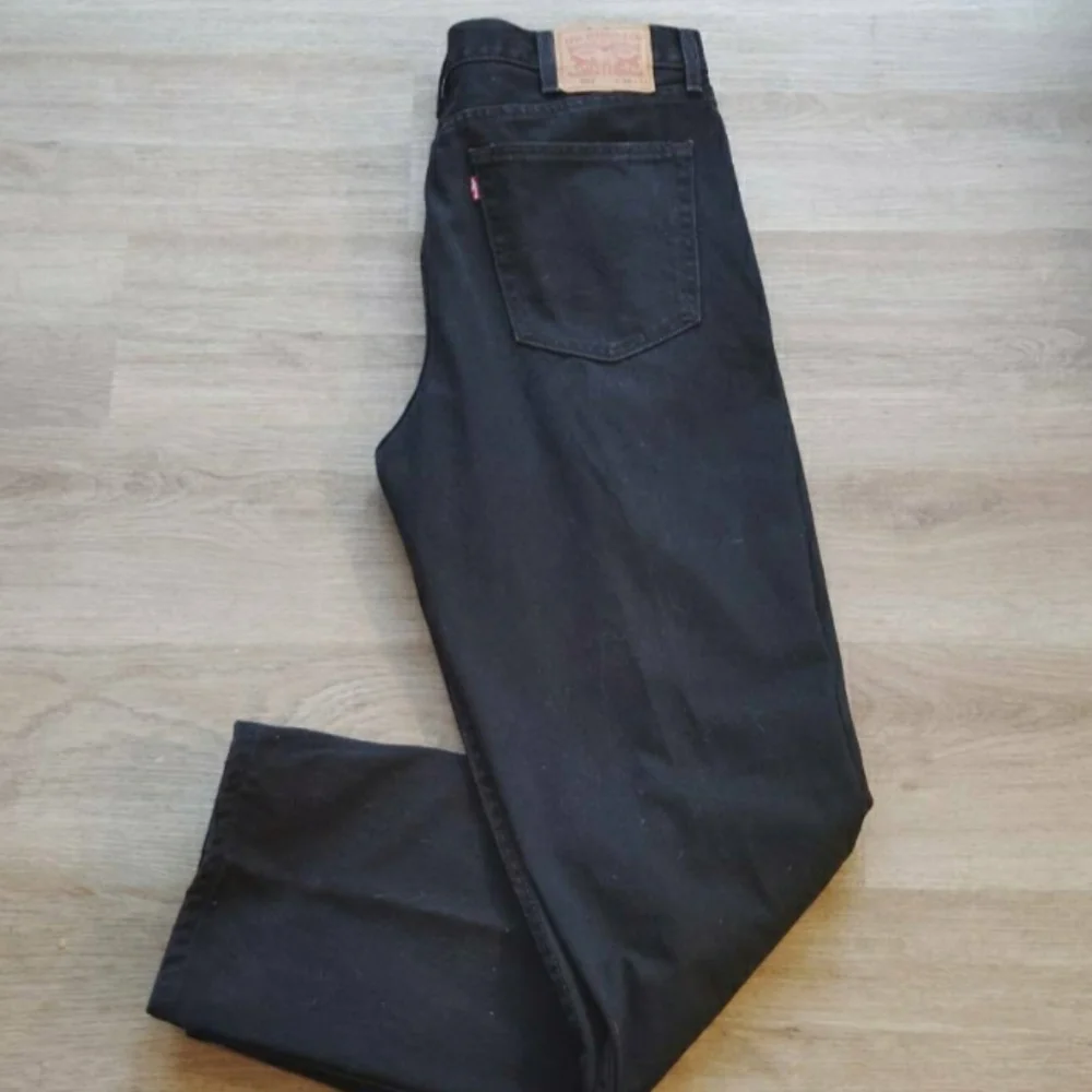 Levis levi men