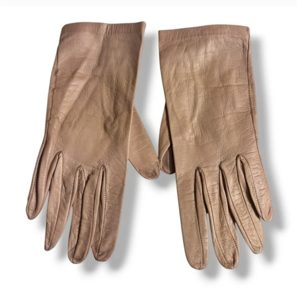N/A leather wrist
