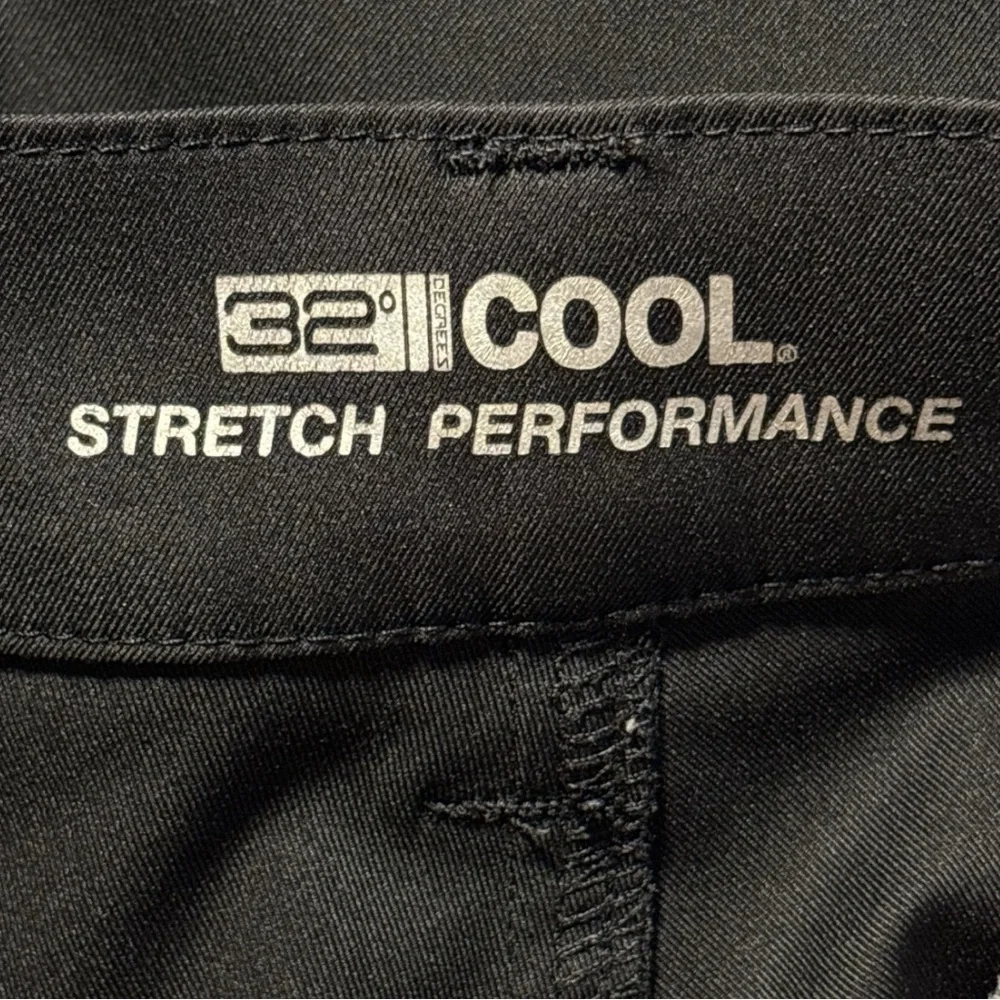 32 Degrees stretch wear from