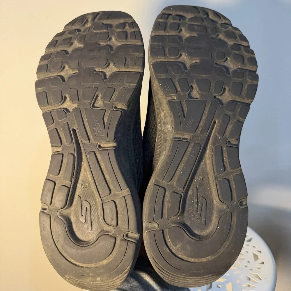 Skechers excellent used