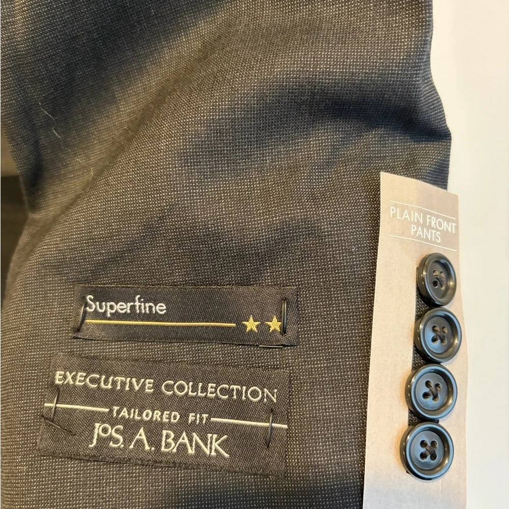 Jos A Bank Executive‎ Collection Charcoal Wool Suit Jacket 41R NWT Tailored Fit