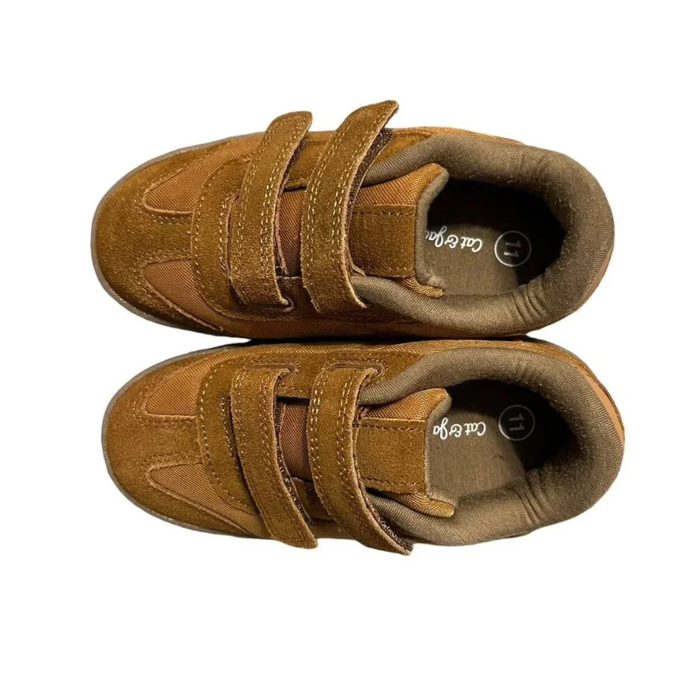Cat & Jack Sz 11 Brown Nevada Sneakers