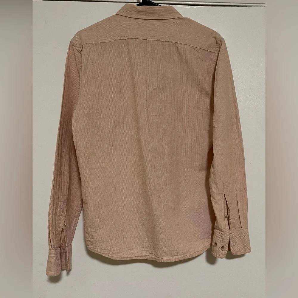 Banana Republic Men’s Untucked Fit Oxford Shirt – Light Peach Stripe, Size Small