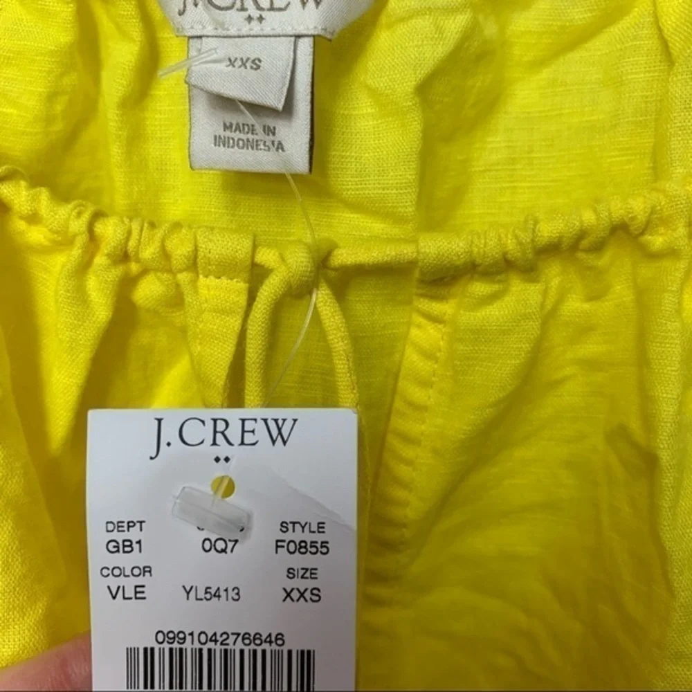 J. Crew keyhole front