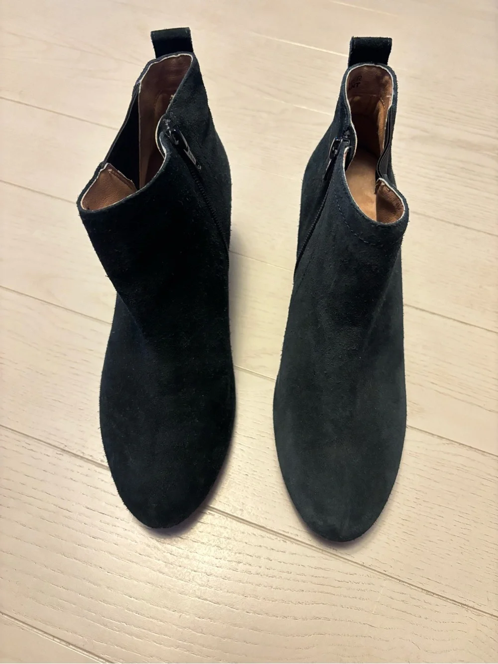 Vionic Paloma side wedge bootie