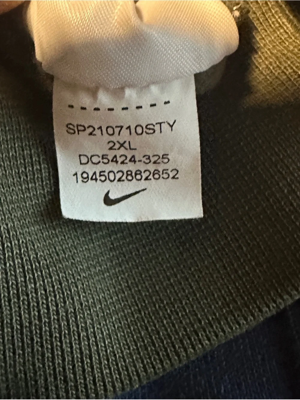 Nike pullover hoodie