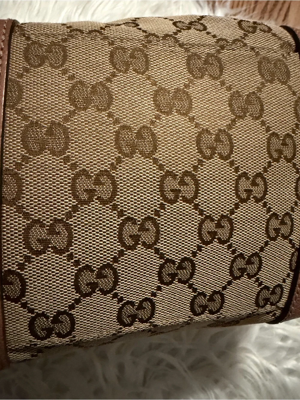 Gucci messenger bag