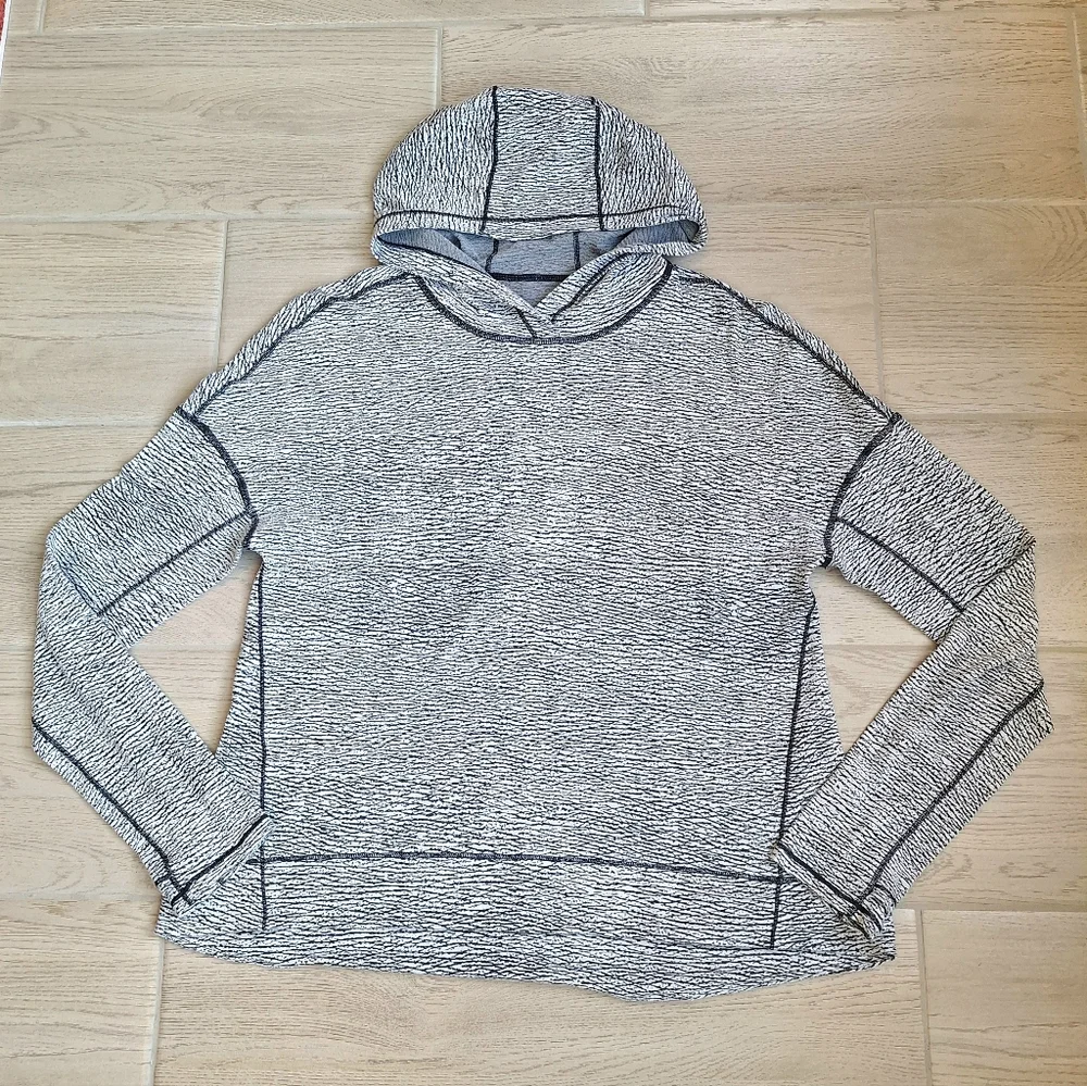 lululemon athletica back longer