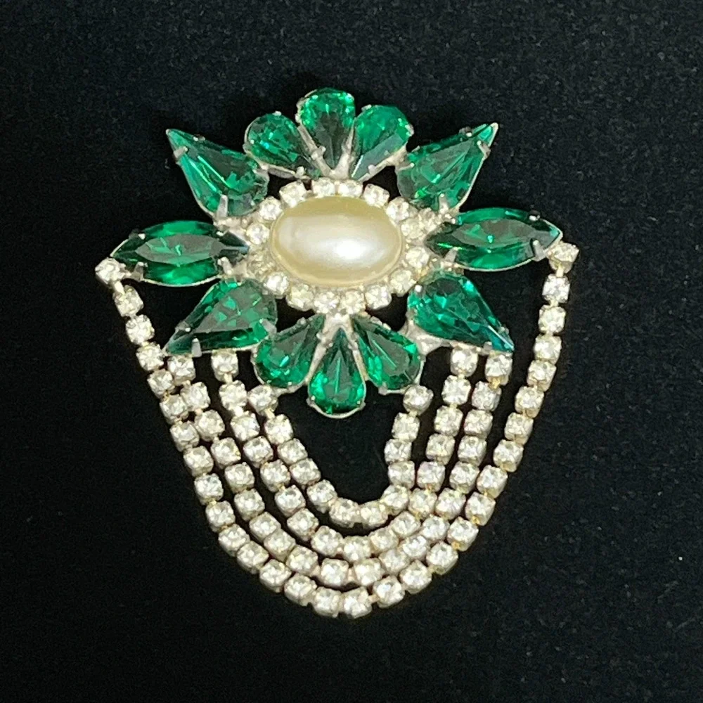 Estate vintage green