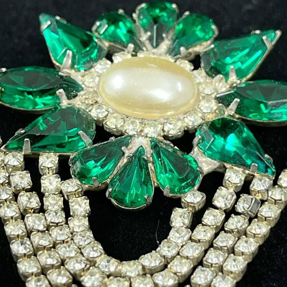 Estate vintage green