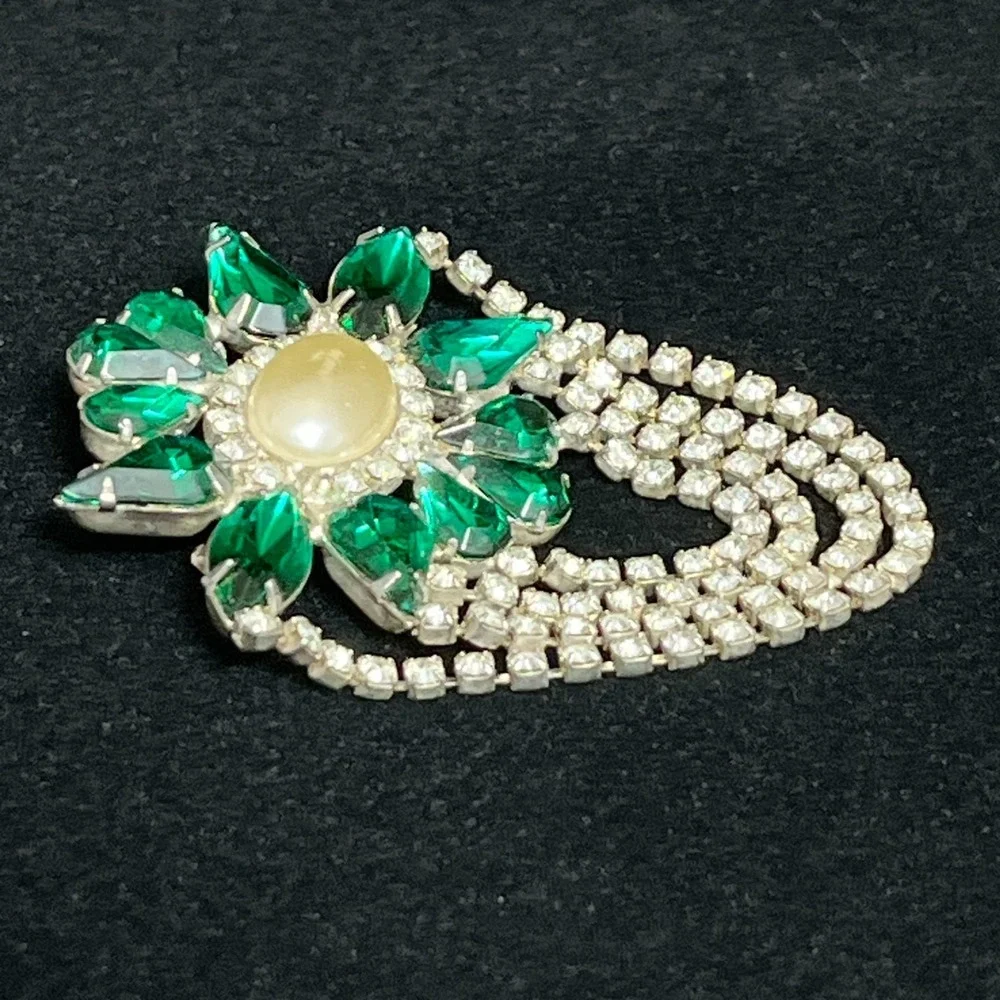Estate vintage green