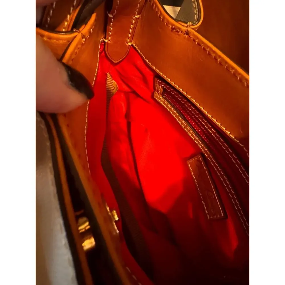 Dooney & Bourke this dooney