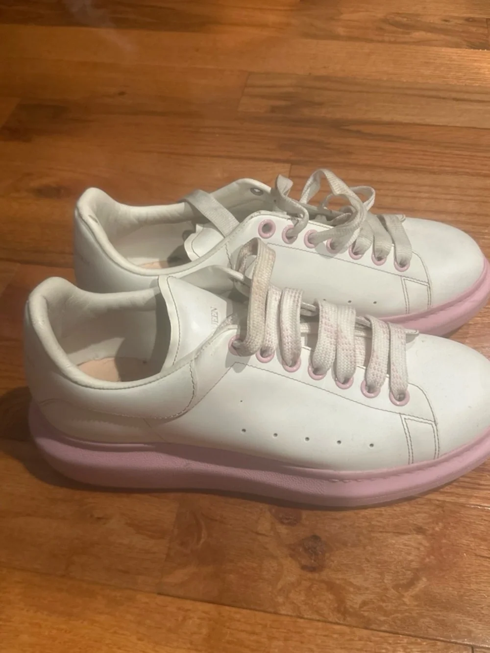 Alexander McQueen up padded