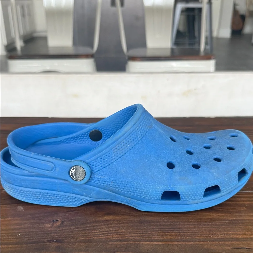 CROCS pair slip