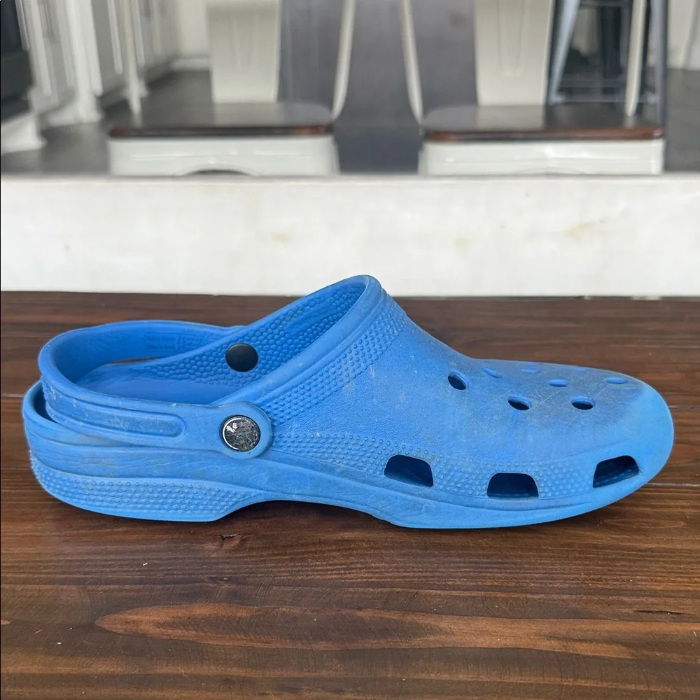 CROCS pair slip