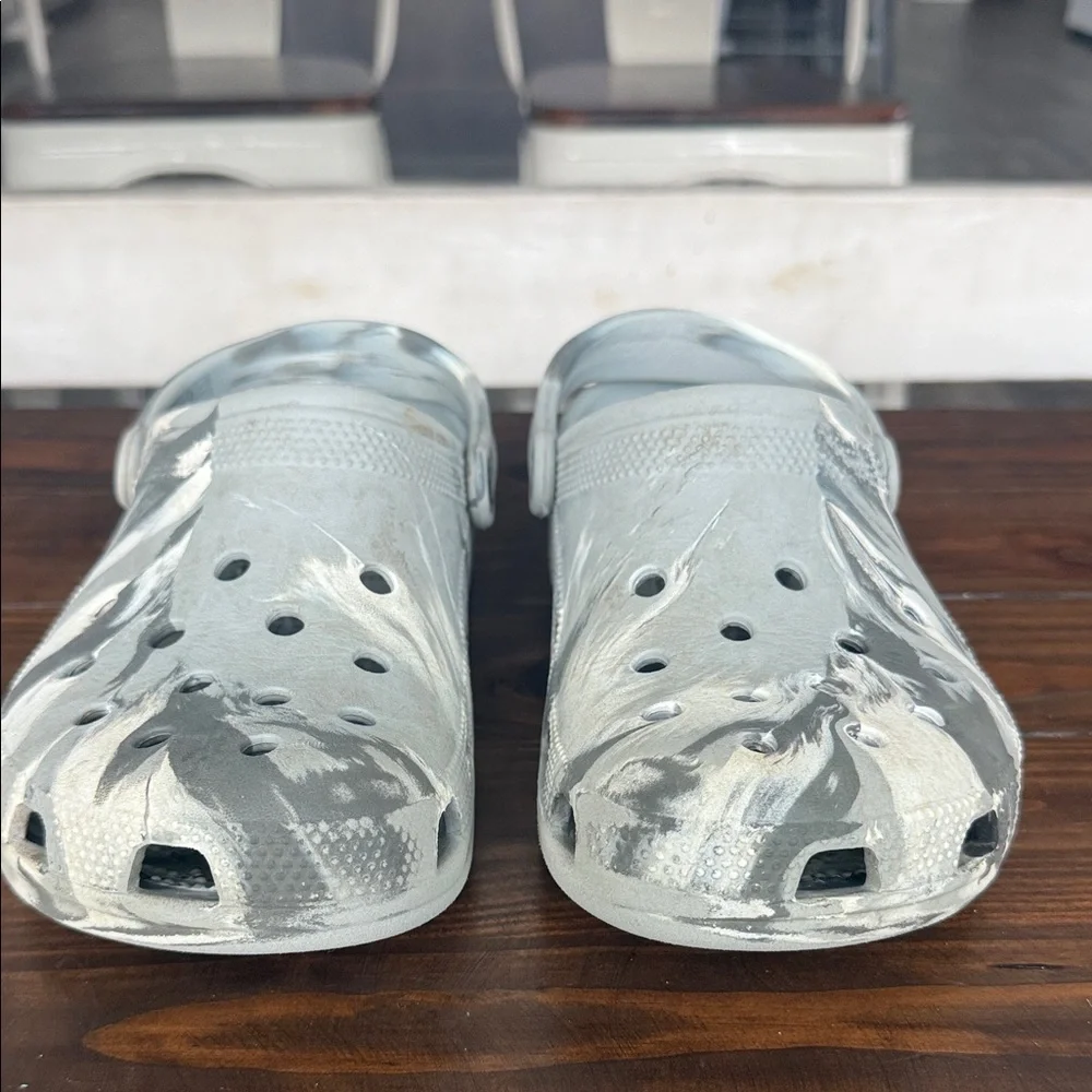 CROCS pair slip