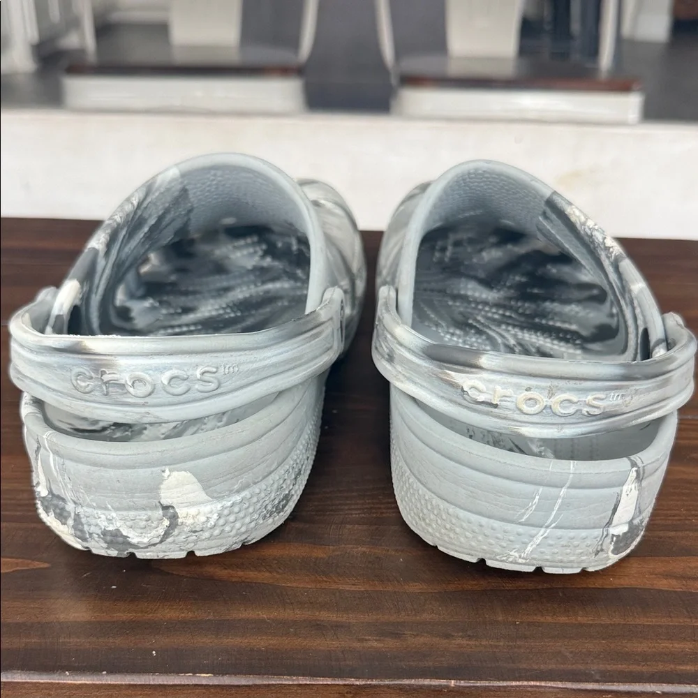 CROCS pair slip