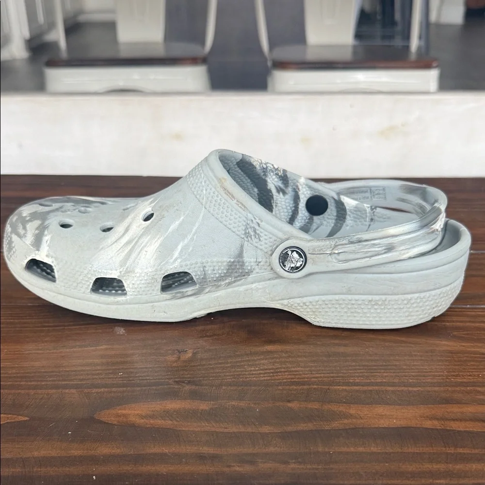 CROCS pair slip