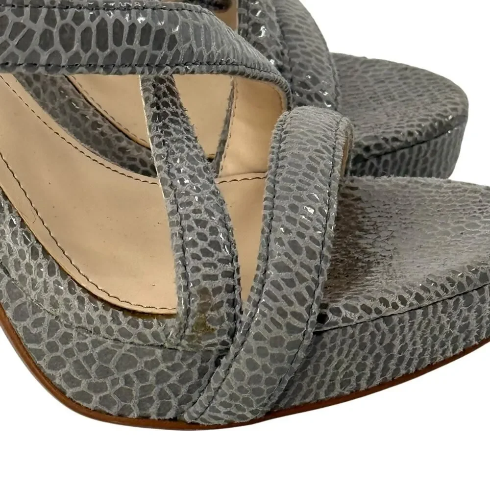 Calvin Klein High Heels Size 5.5 Gray Snakeskin Pattern Platform Prarie Stiletto