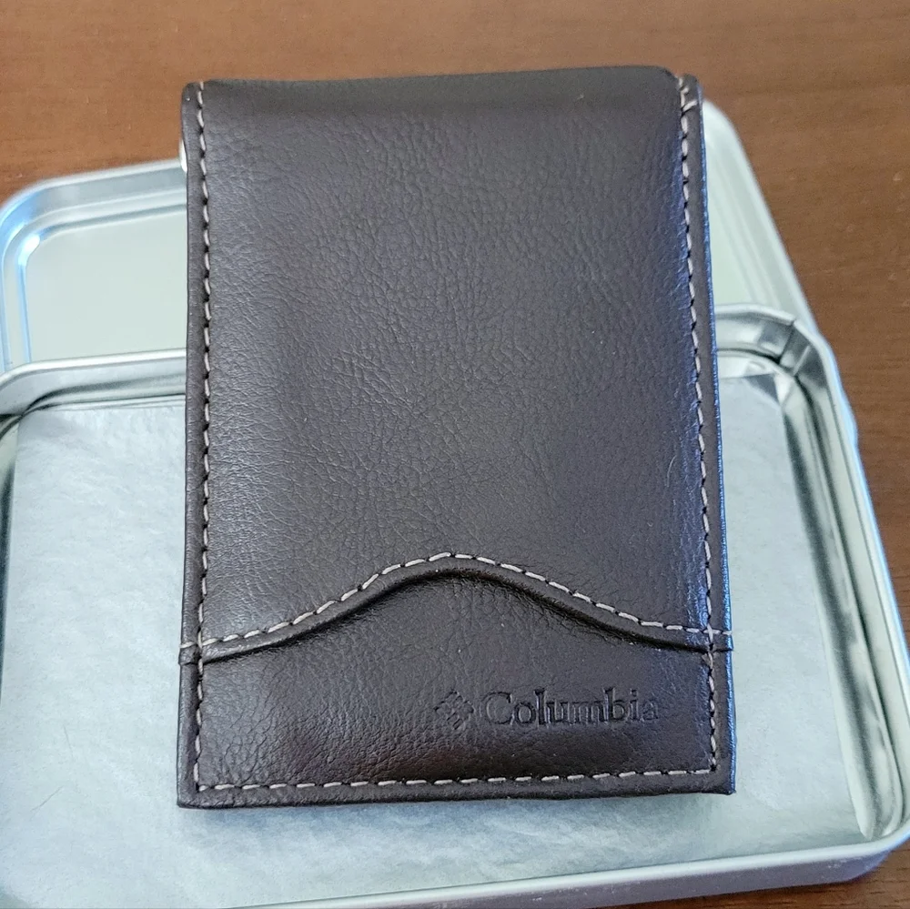 Columbia Brown Leather Mens Wallet