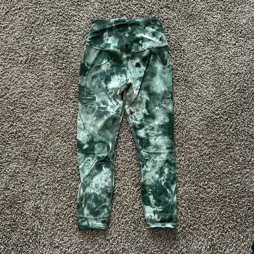 lululemon athletica great conditions