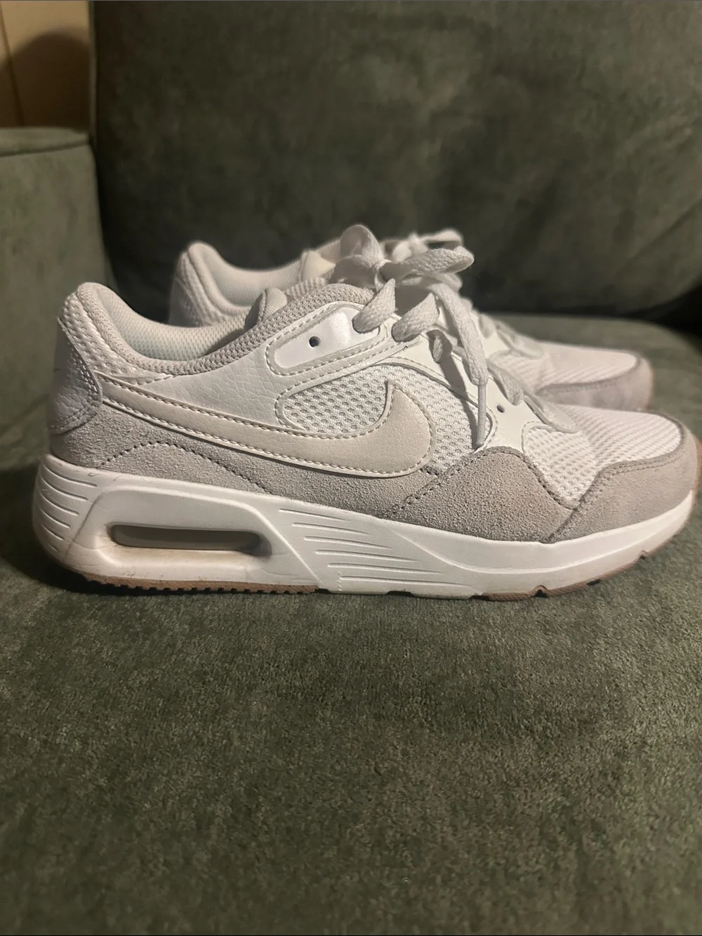 Nike women’s sneakers