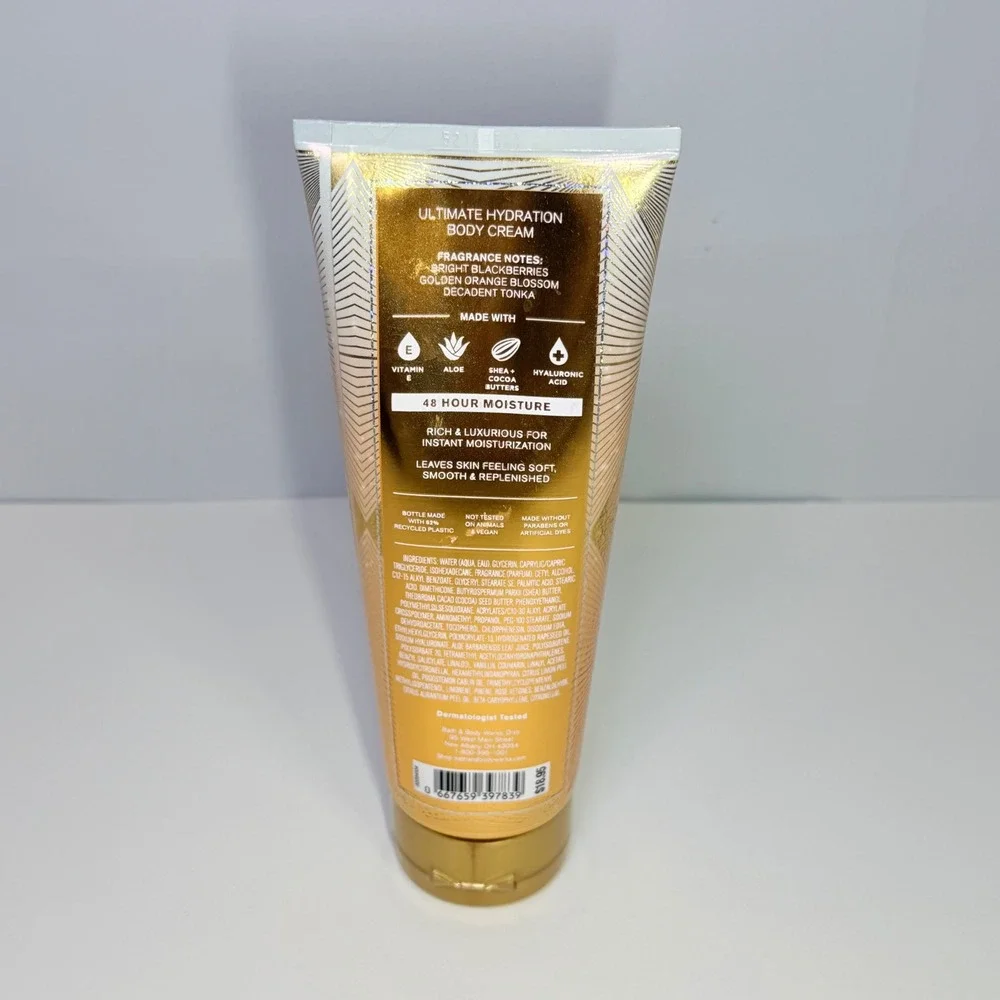 Bath & Body Works luxurious body
