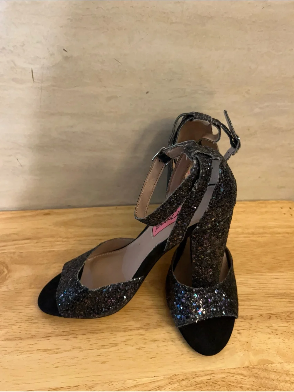 Betsey Johnson betsey johnson