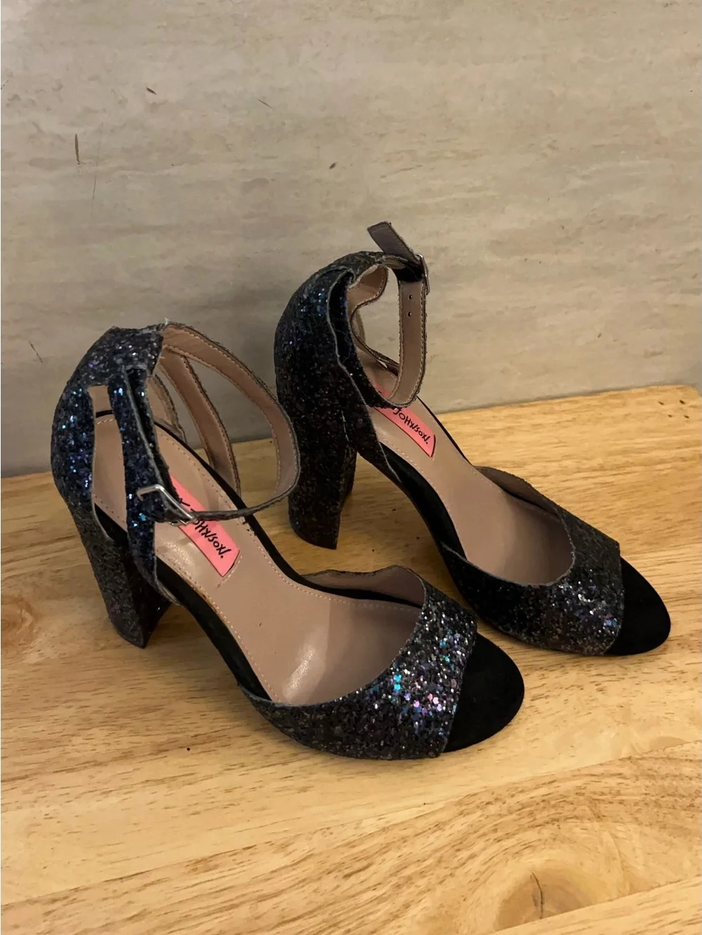 Betsey Johnson betsey johnson