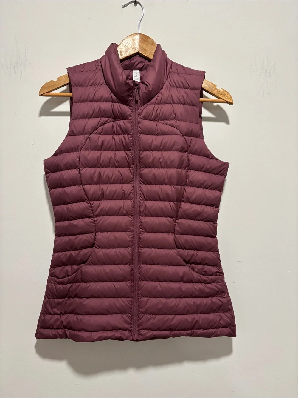 Lululemon down vest size 4