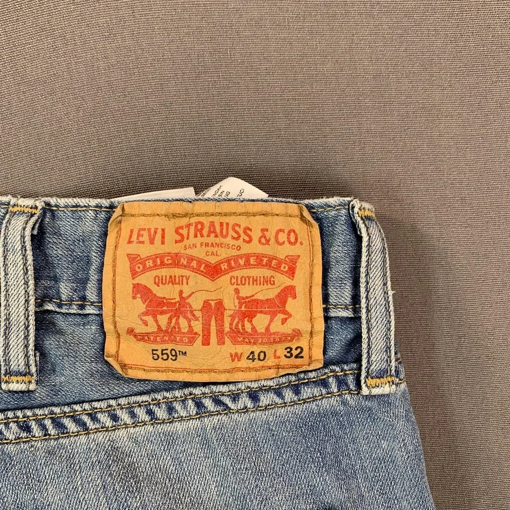 Levis pre owned