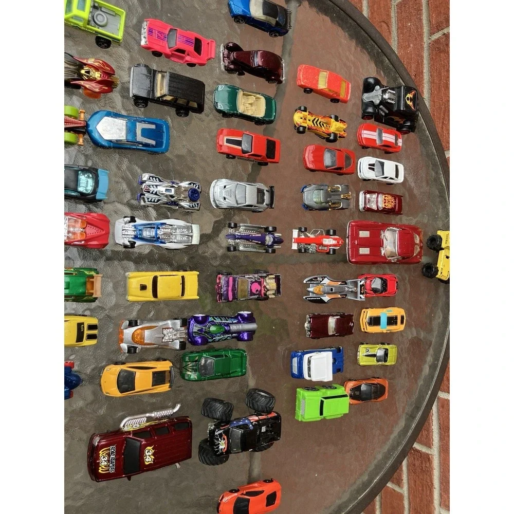 Hot Wheels please feel