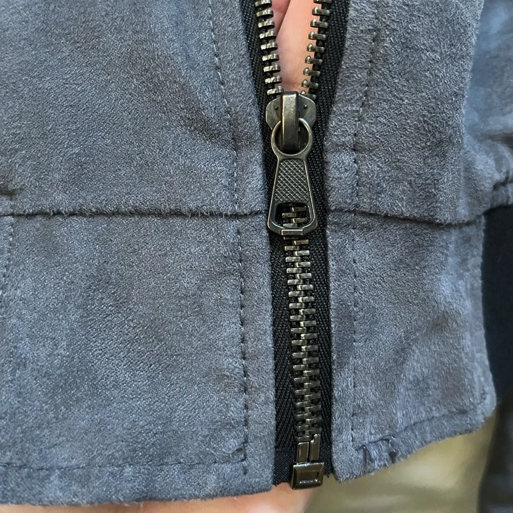 Banana Republic this gray