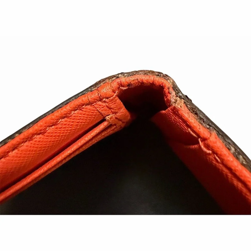 Michael Kors travel essential