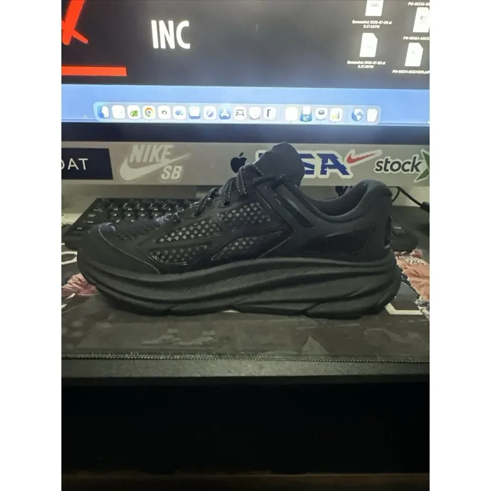 Hoka One One thanks shopping