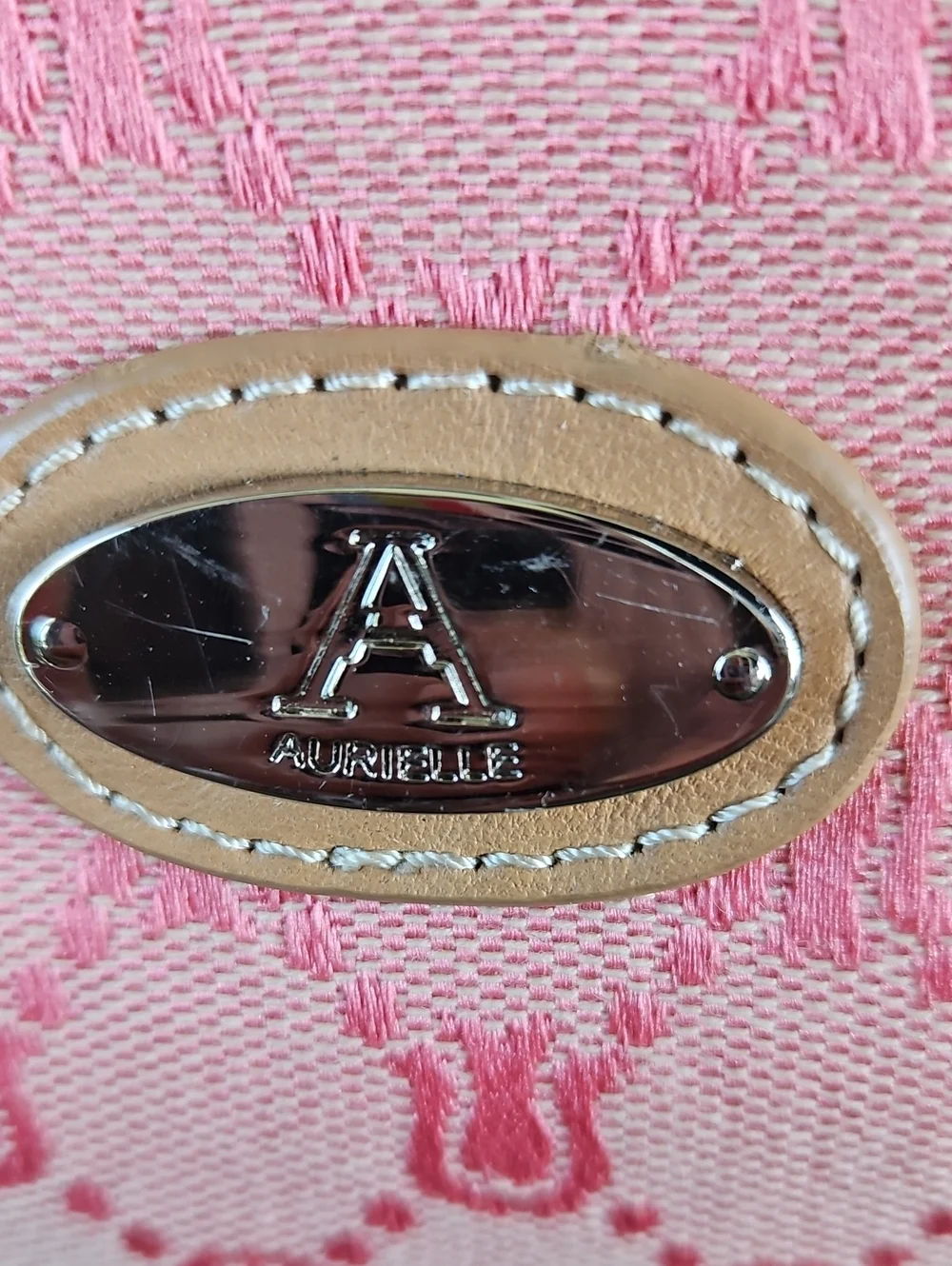 Aurielle easy stylish