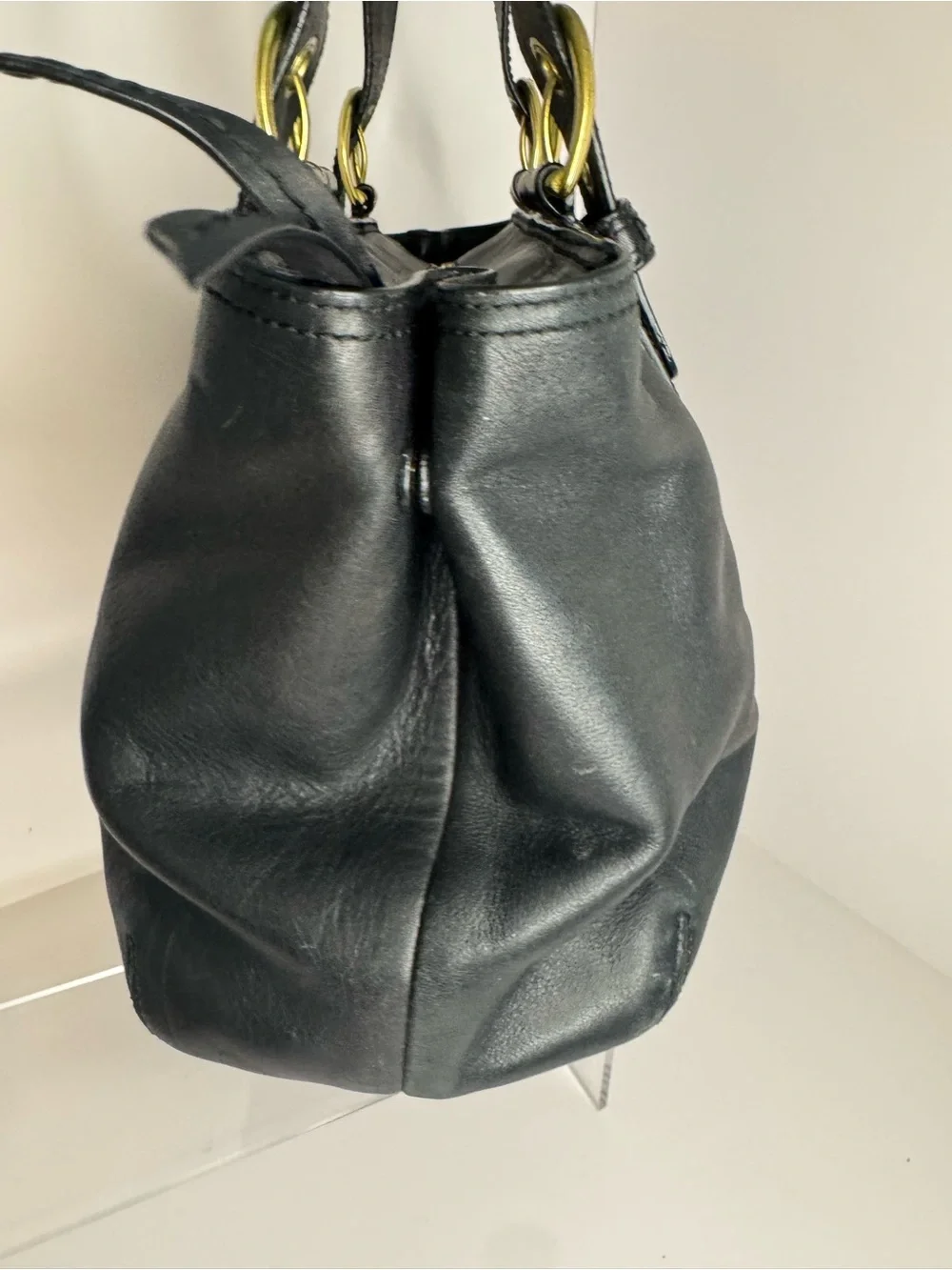 #354 Coach Soho Black Leather Satchel Shoulder Tote Bag