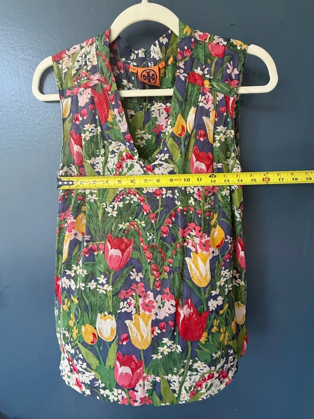Tory Burch sleeveless neck
