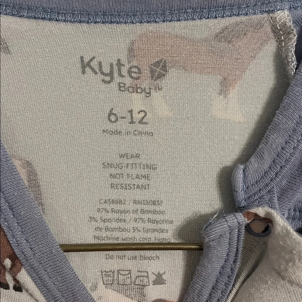 Kyte BABY reposhing this