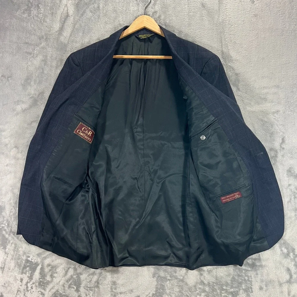 C&R Clothiers type features this
