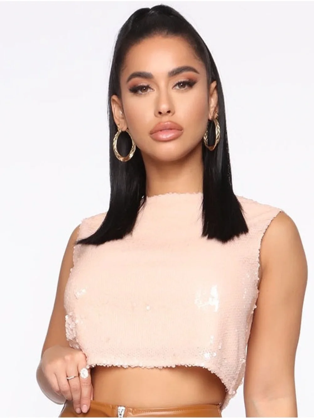 Fashion Nova eye catching