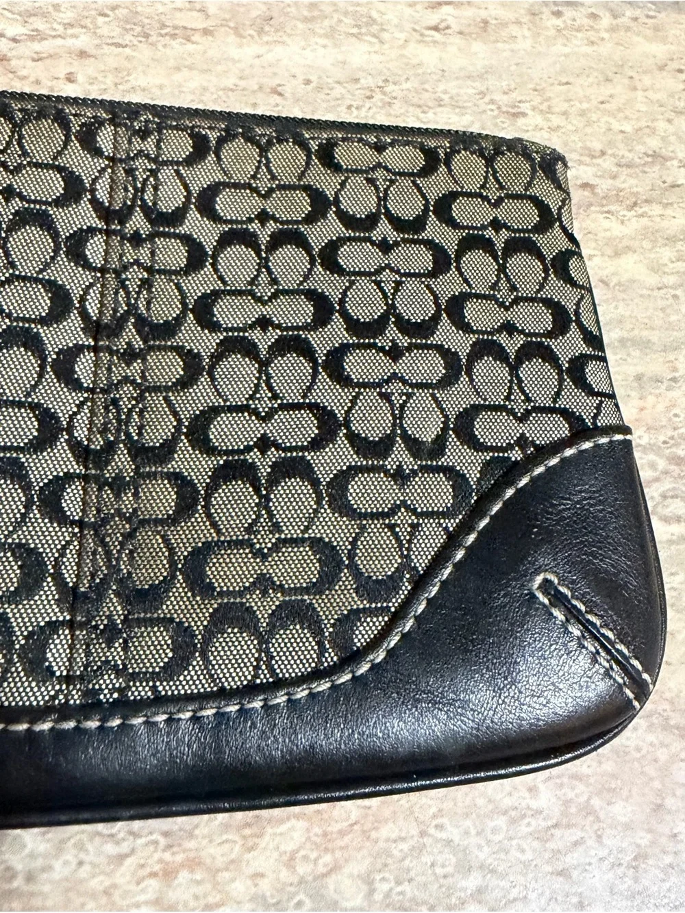 Coach wristlet signature